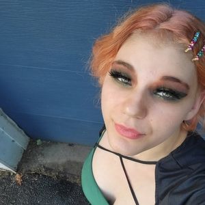 Meet your Posher, Jade